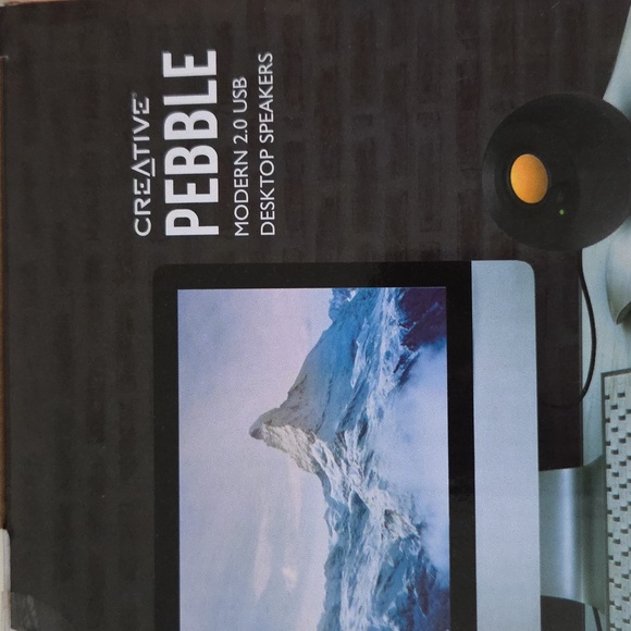 Creative Pebble Modern 2.0 USB Desktop Black Speakers NEW - Picture 6 of 7
